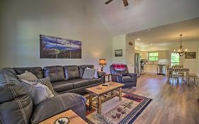 Townsend Condo With Pool, Great Smoky Mountain Views